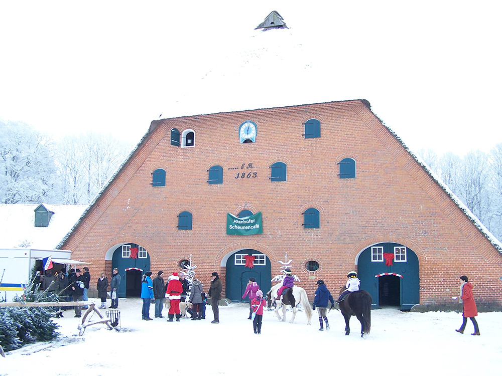 Weihnachtsmarkt auf Gut Altenhof
