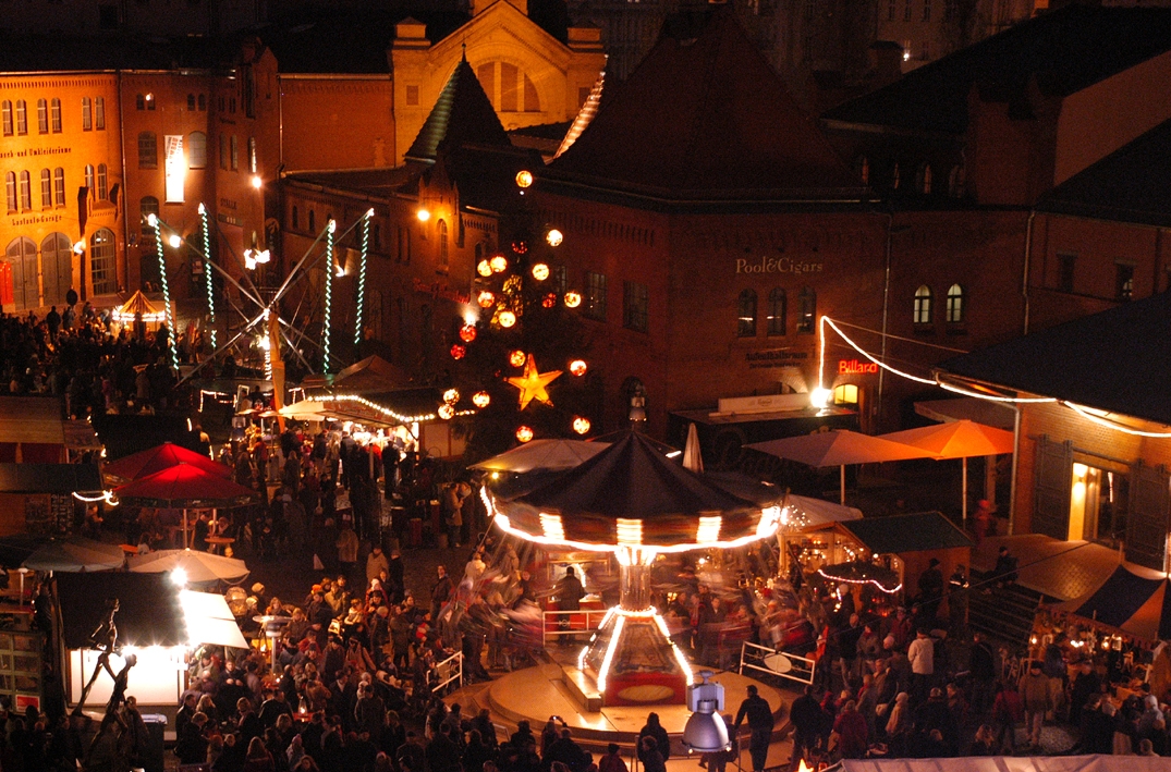 Lucia Weihnachtsmarkt in der Kulturbrauerei 2025 Berlin Weihnachtsmarkt